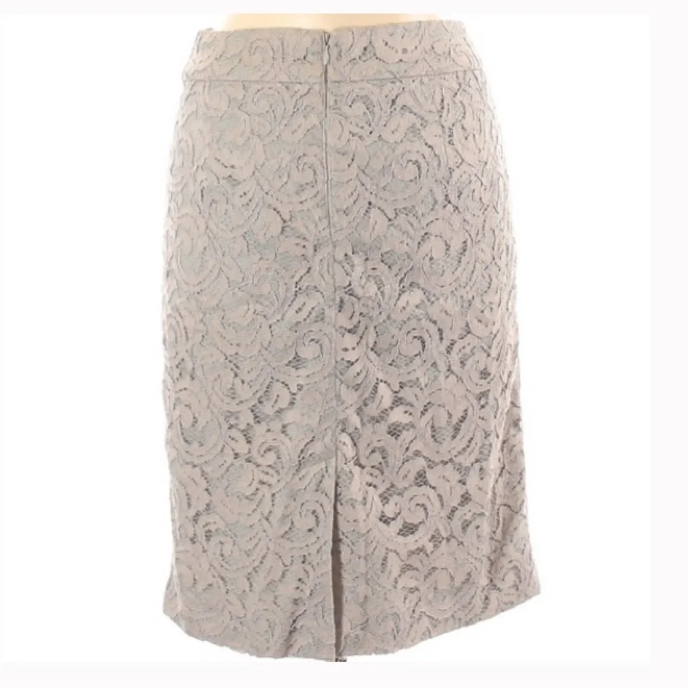 Banana Republic embroidered lace